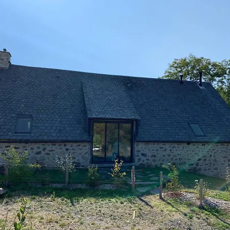 La Grange De L'abille 3* Marchastel (Cantal)